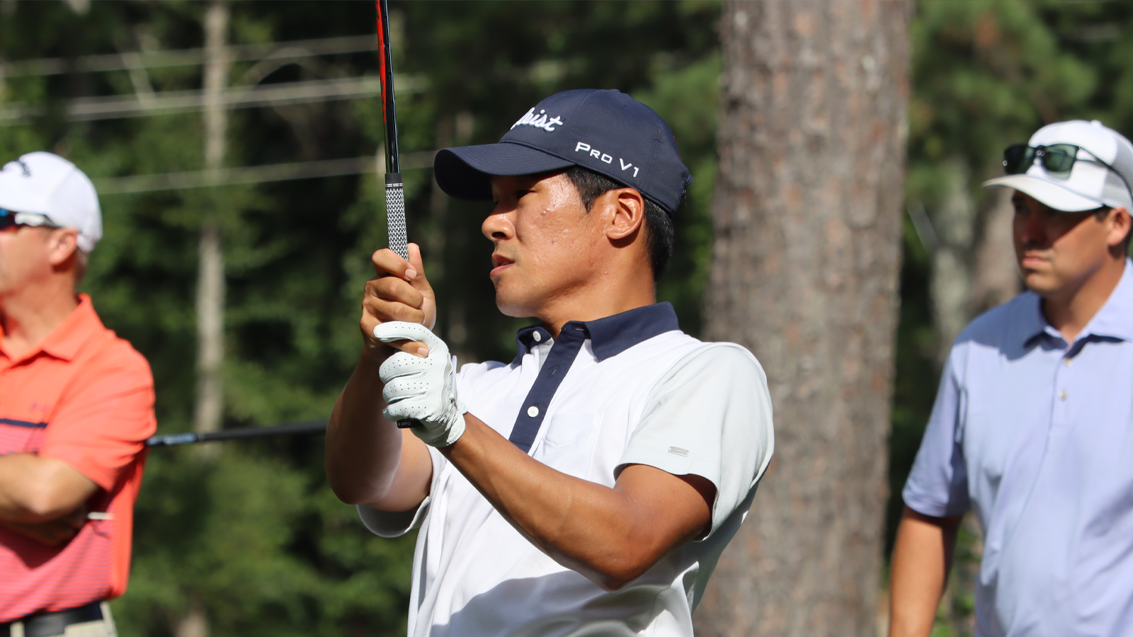 jin-chung-posts-second-round-65-and-enters-the-weekend-with-lead-at-the