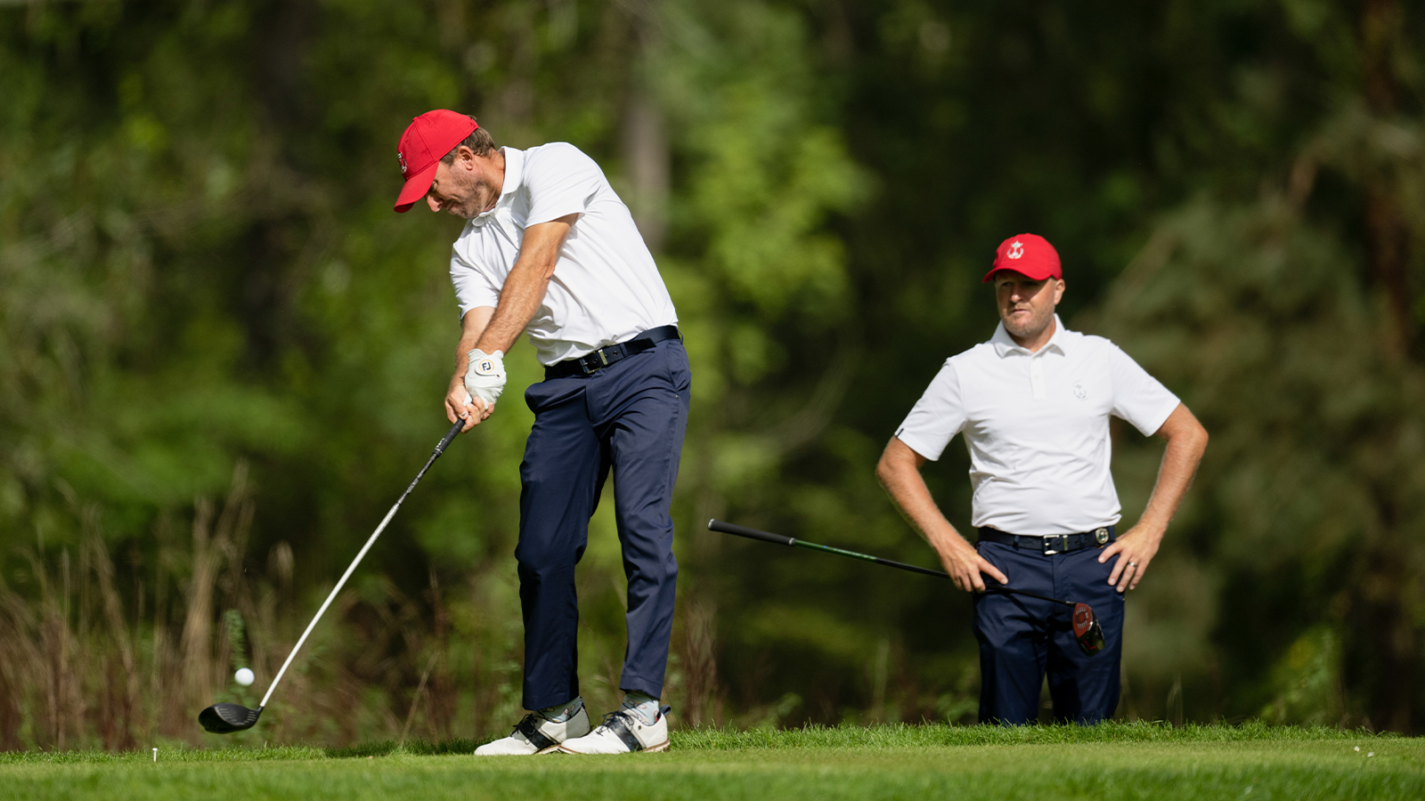 Jesse Mueller of the United States hits his shot during the 30th PGA Cup at Foxhills Golf Club on September 14, 2022 in Ottershaw, England. (Photo by Matthew Harris/PGA of America)