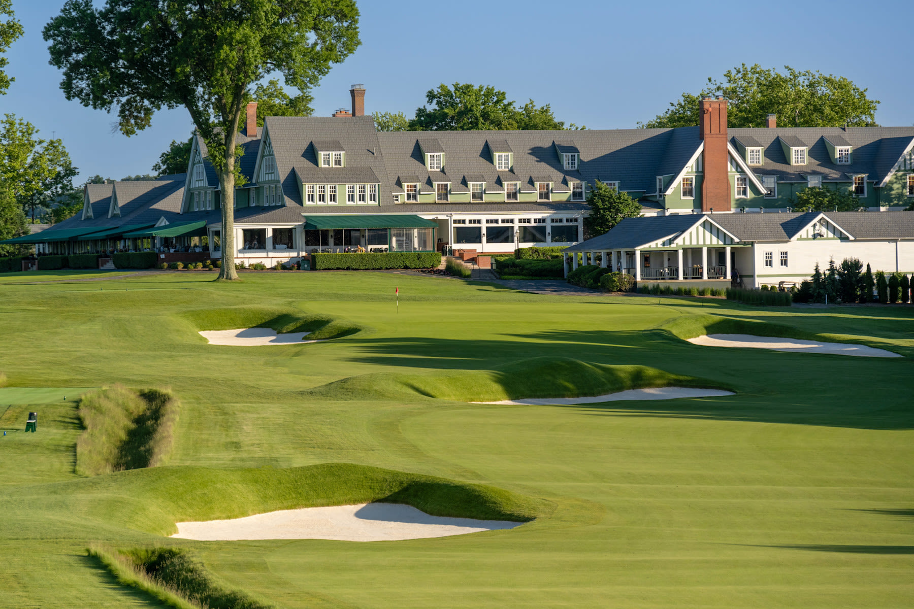 The finishing hole at Oakmont. (Fred Vuich/USGA)