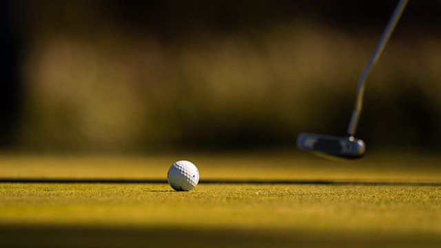 3 Indoor Golf Games to Improve Your Putting