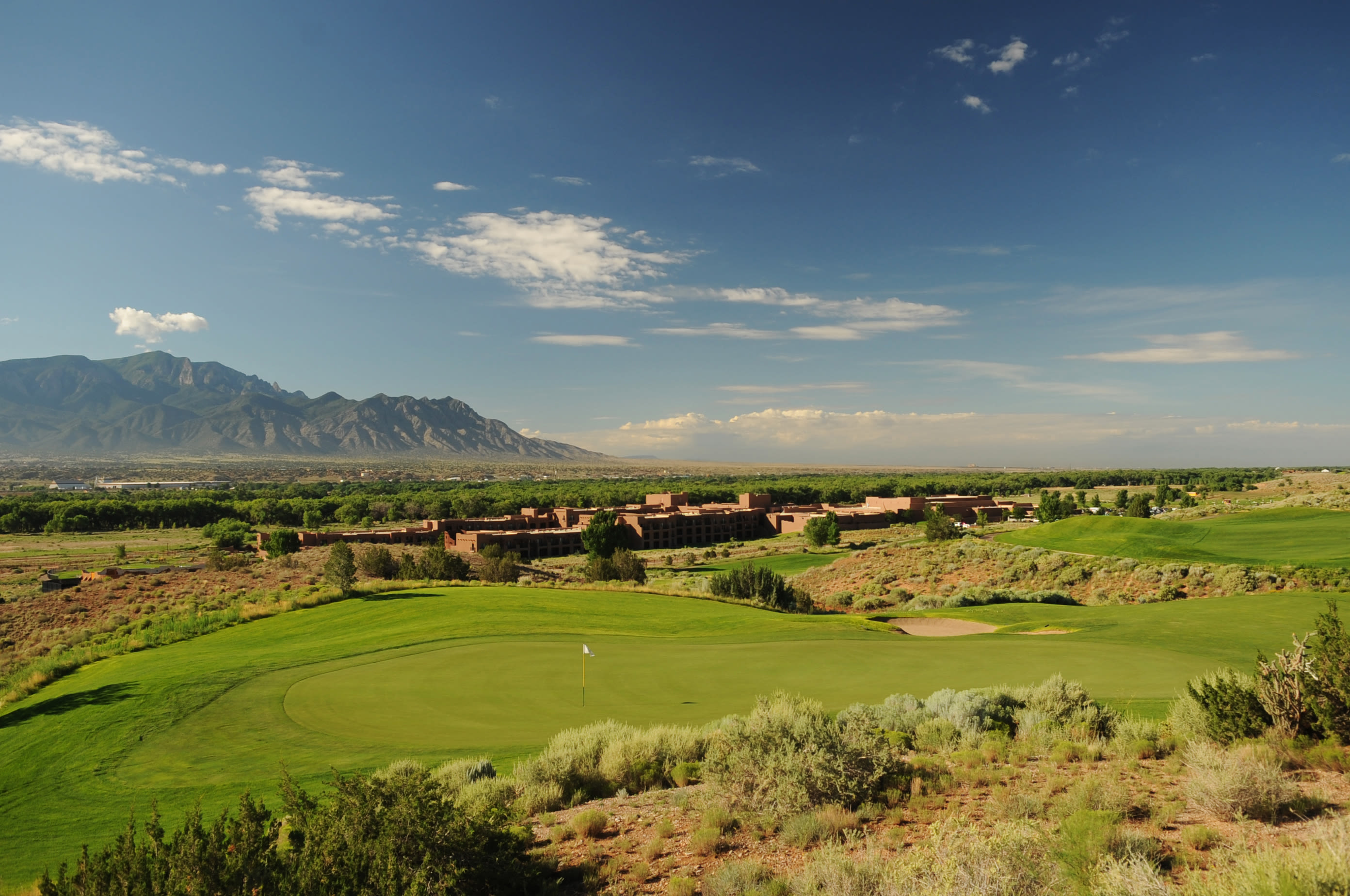 Hole 10 at Twin Warriors Golf Club.