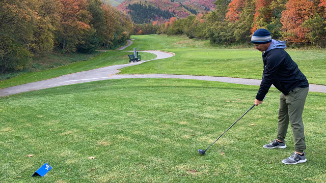 Eli R. tees it up at the Wasatch Mountain Course.