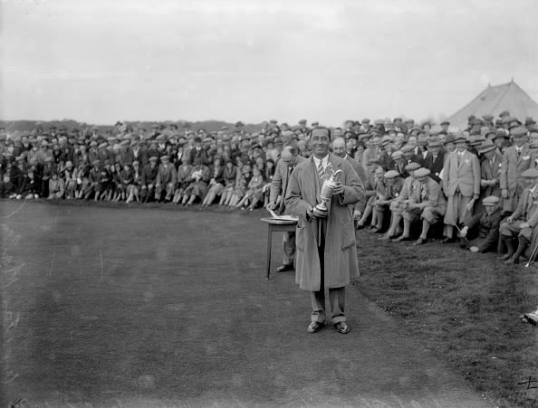 Walter Hagen with the Claret Jug.