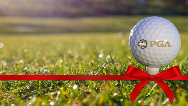 7 Gifts You Should Buy for Your Golf-Obsessed Friends and Family This Holiday Season