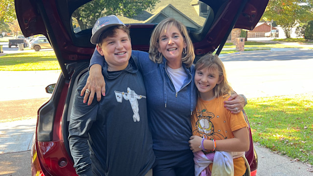 How Golf Ties Family Bonds Together For Kelly Kuhlman & Alicia Singer