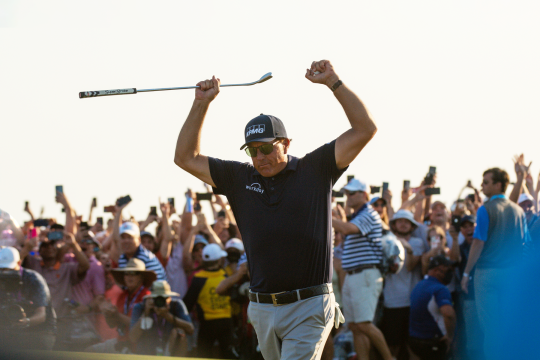 Having Trouble Reaching a Goal? Harness the Power of Phil Mickelson's Process