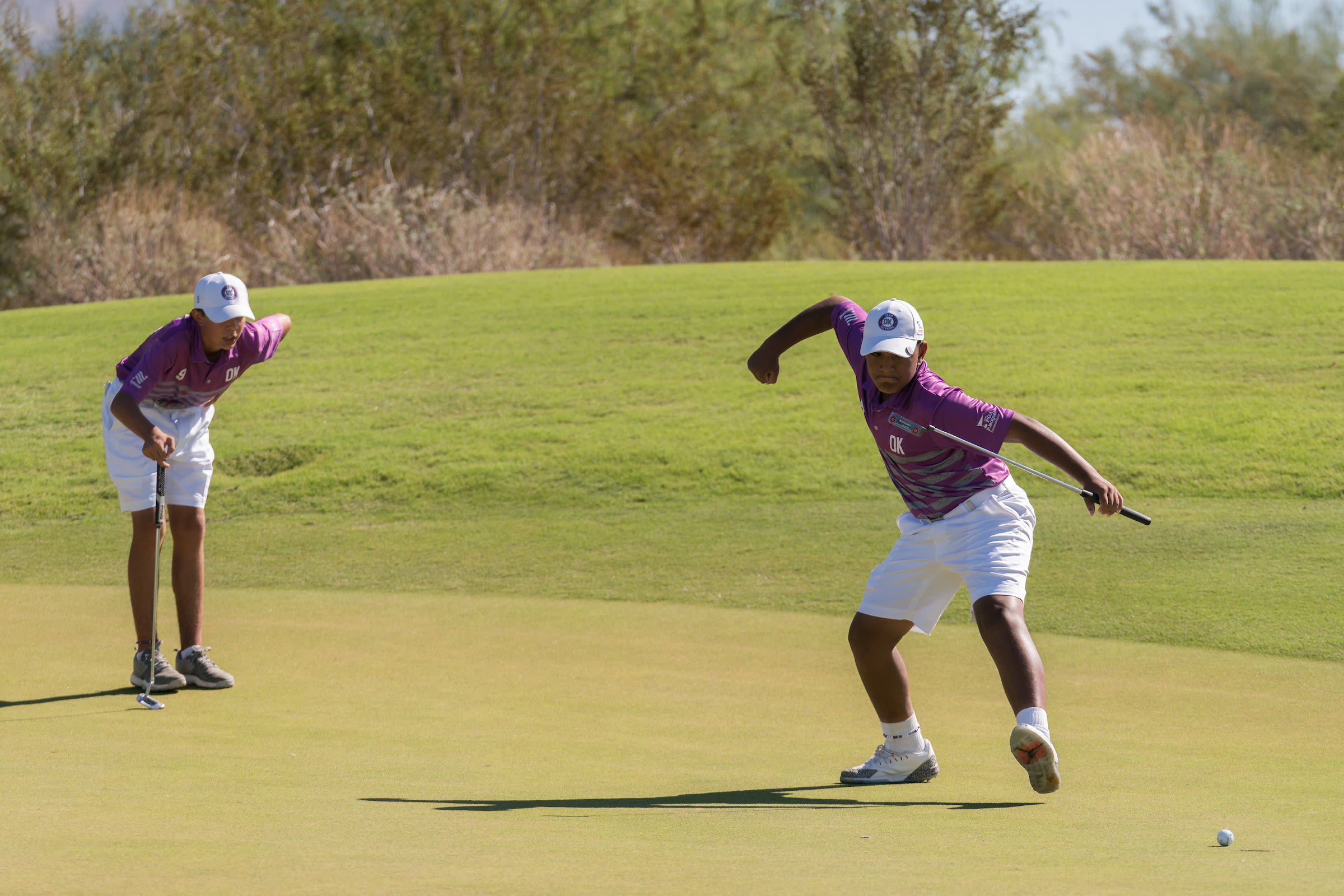 Shaw celebrates a putt during the 2019 PGA Jr. League National Championship.