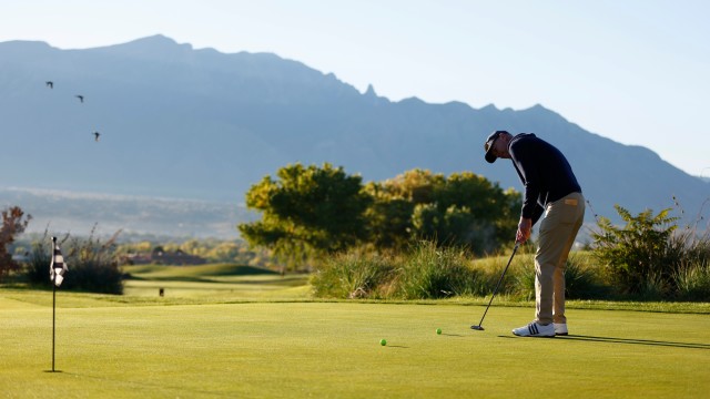 Struggling On The Greens? This Putting Drill Can Help Instantly