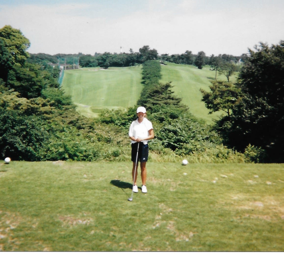 After collegiate golf at UCLA, Bendt played across the world, including in Asia, on the mini-tour circuit.
