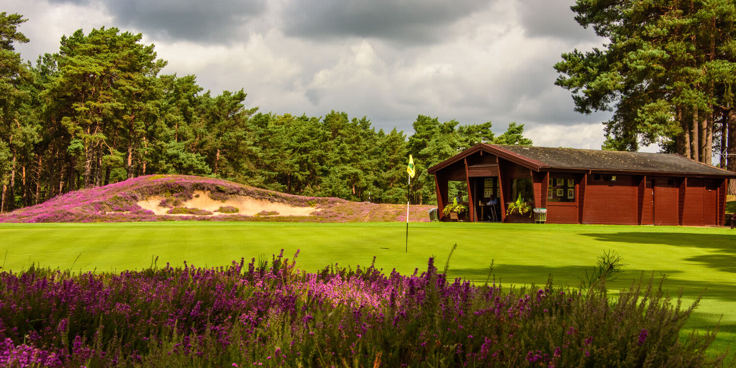 Sunningdale's famous Half Way Hut sits behind the tenth green of the Old Course.