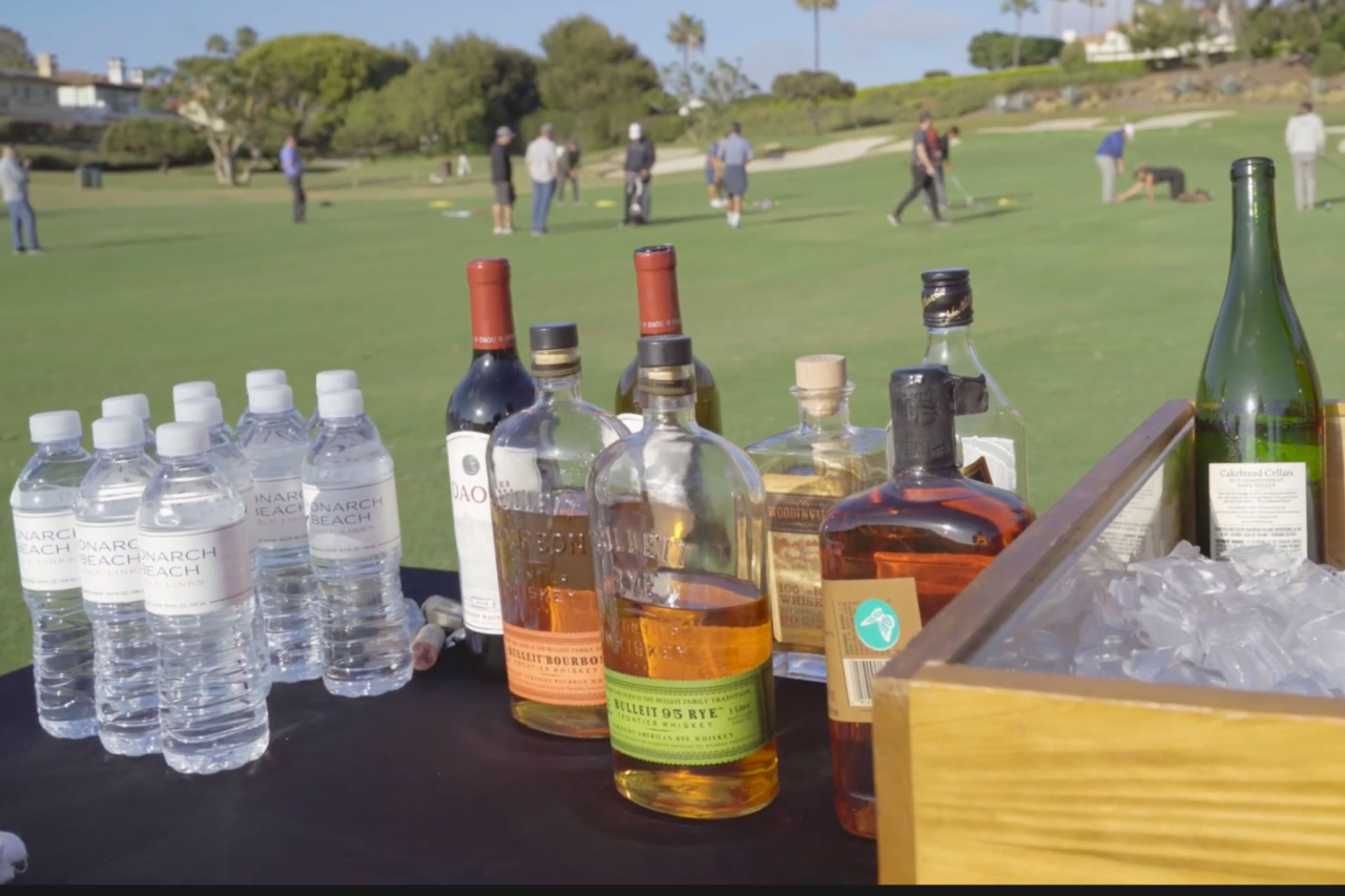 Group Events like Wedges, Wine & Whiskey Create Welcoming Environment for Players of All Skill Levels