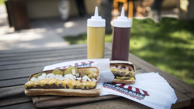 How the Burgerdog Became One of Golf's Most Iconic Foods