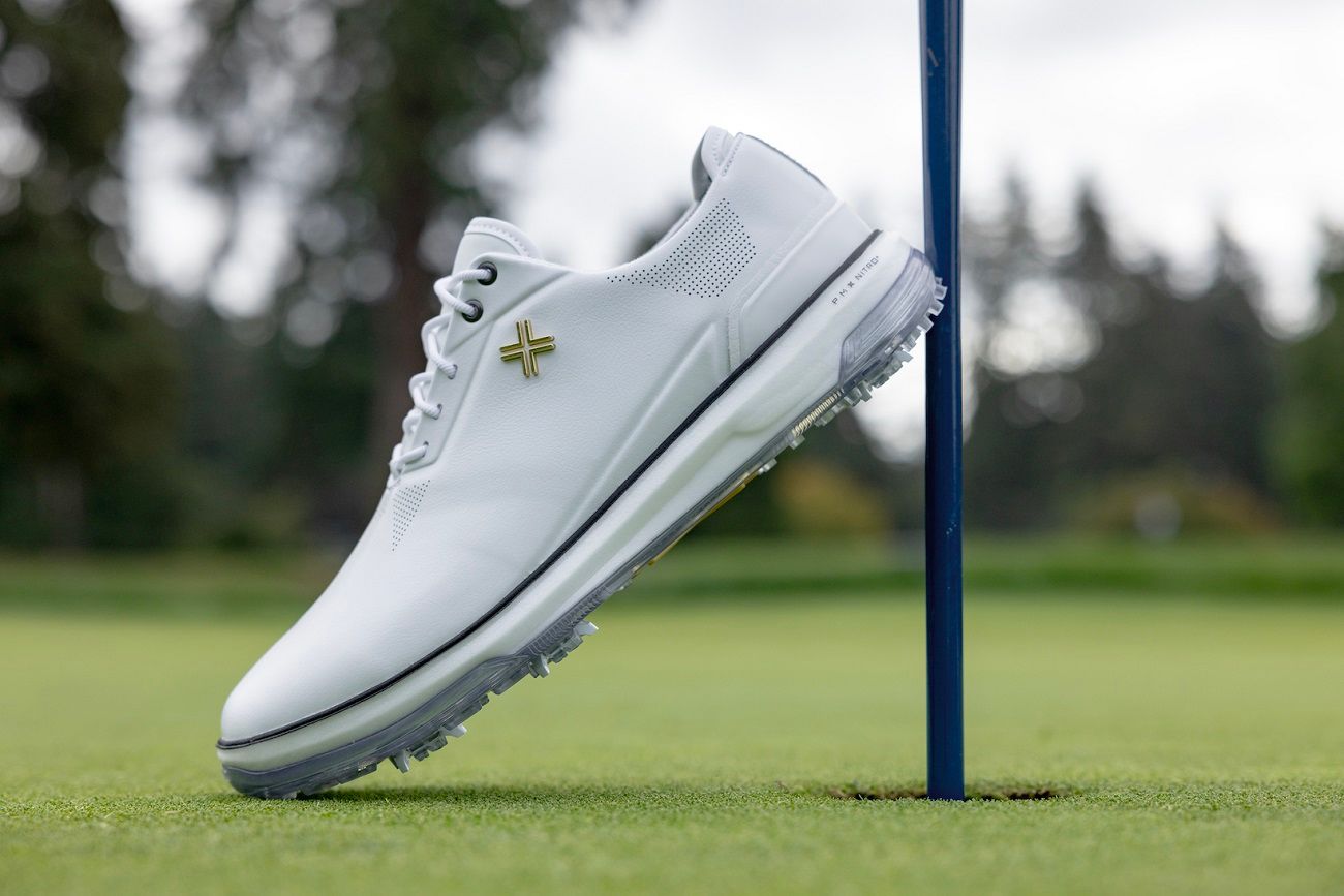 Jason Day's 87 shoe.
