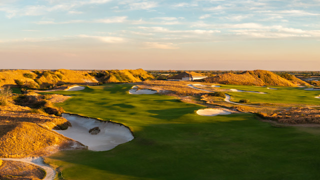 Hole 15 on Streamsong Red. (Matt Hahn Photography)