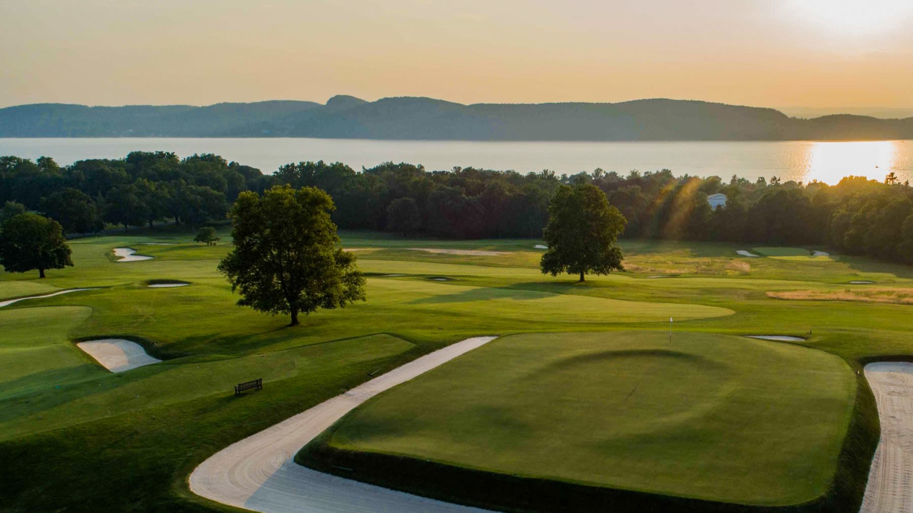 The iconic "thumbprint" 16th green. (Photo by Patrick Koenig)