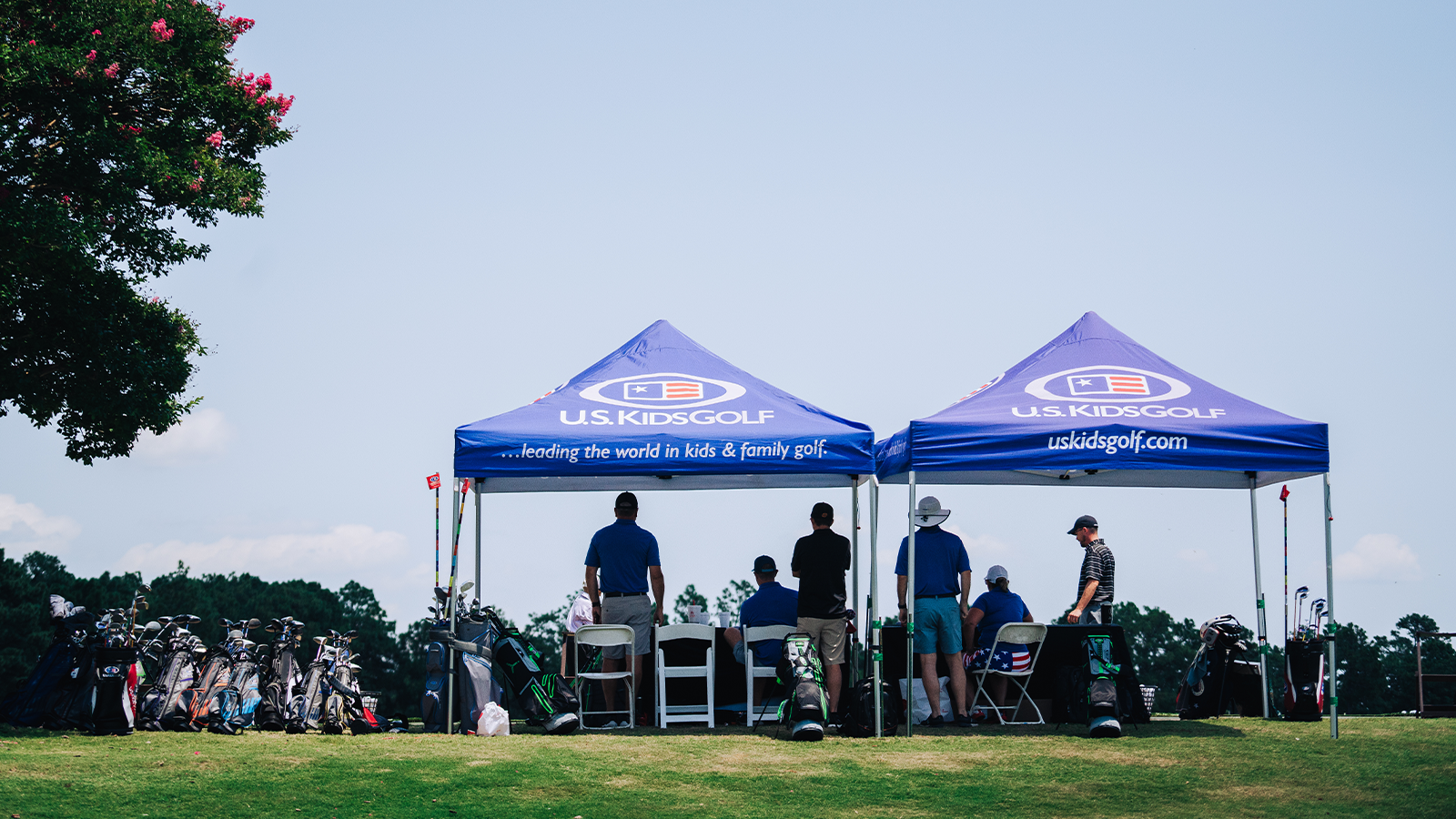 A U.S. Kids Golf fitting tent at a demo day. 