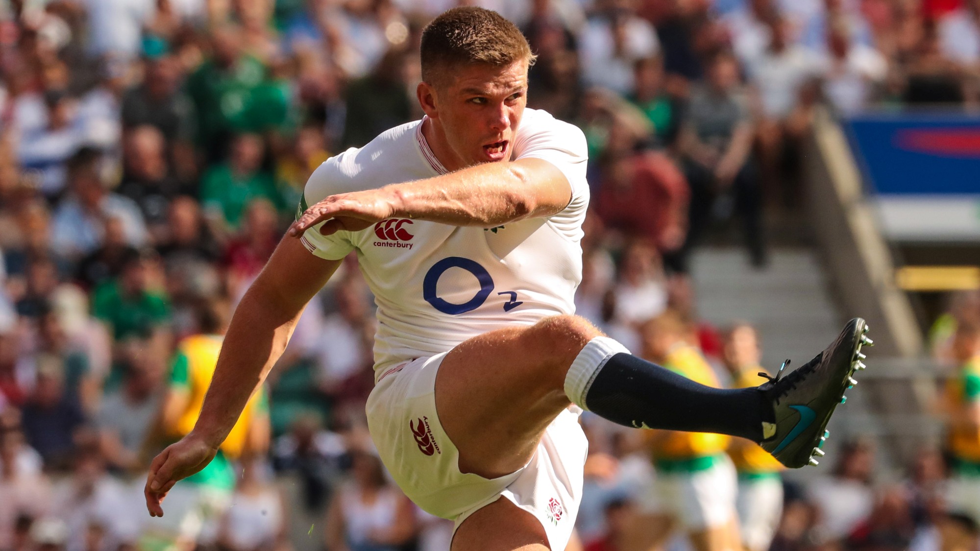 Farrell returns to No.10 as Jones switches it up for Australia