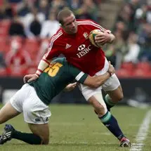 Vickery forced to retire