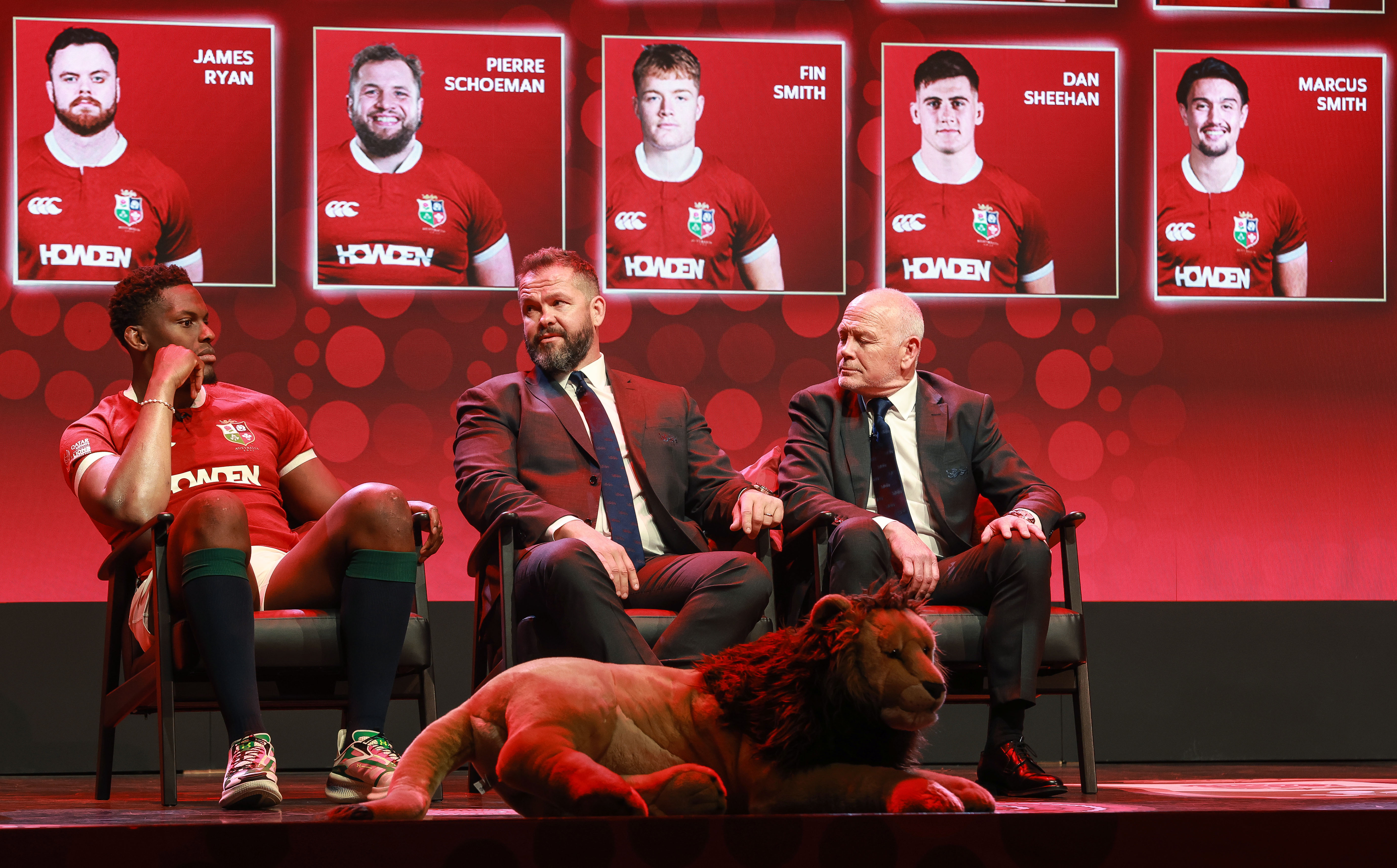 Maro Itoje with Andy Farrell and Ieuan Evans
