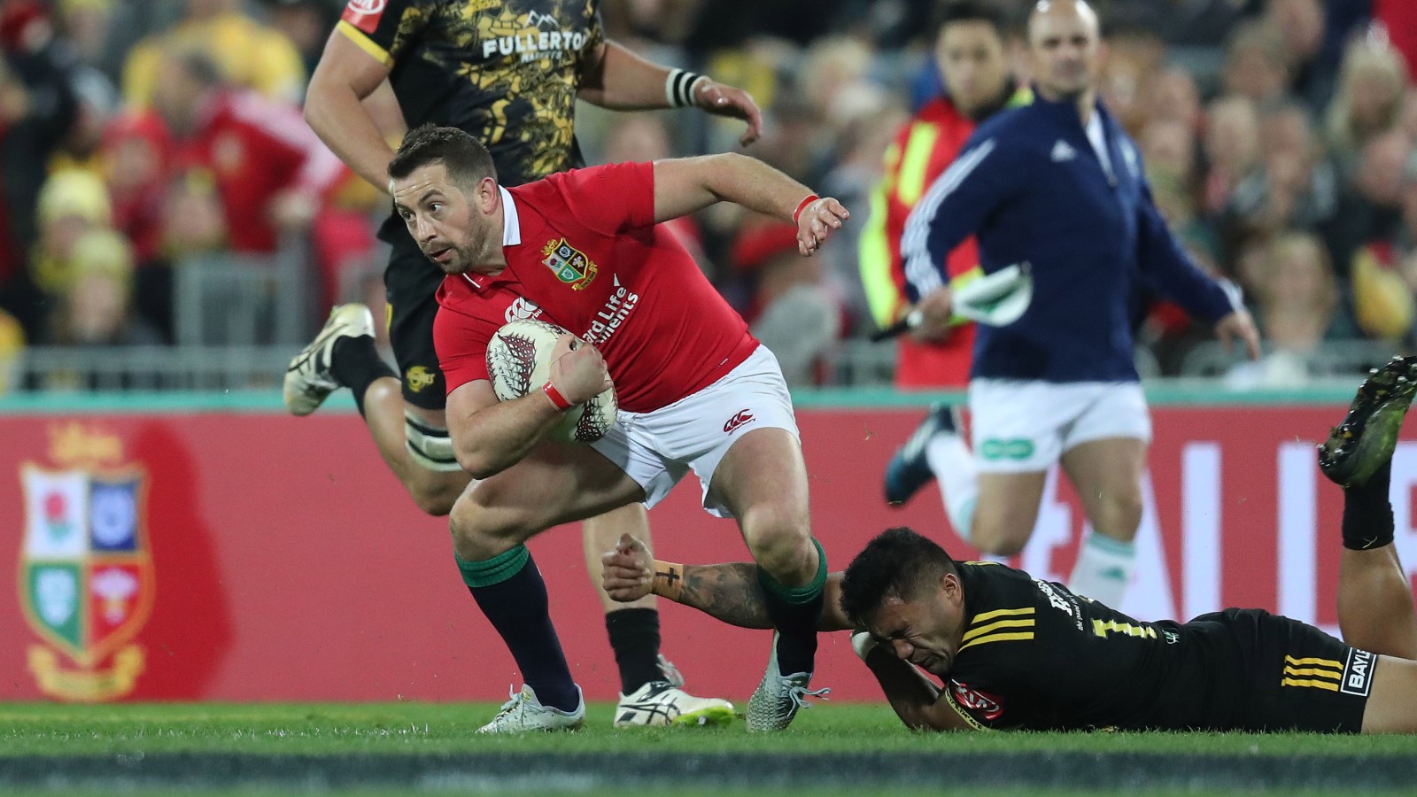 Laidlaw returns to captain Scotland