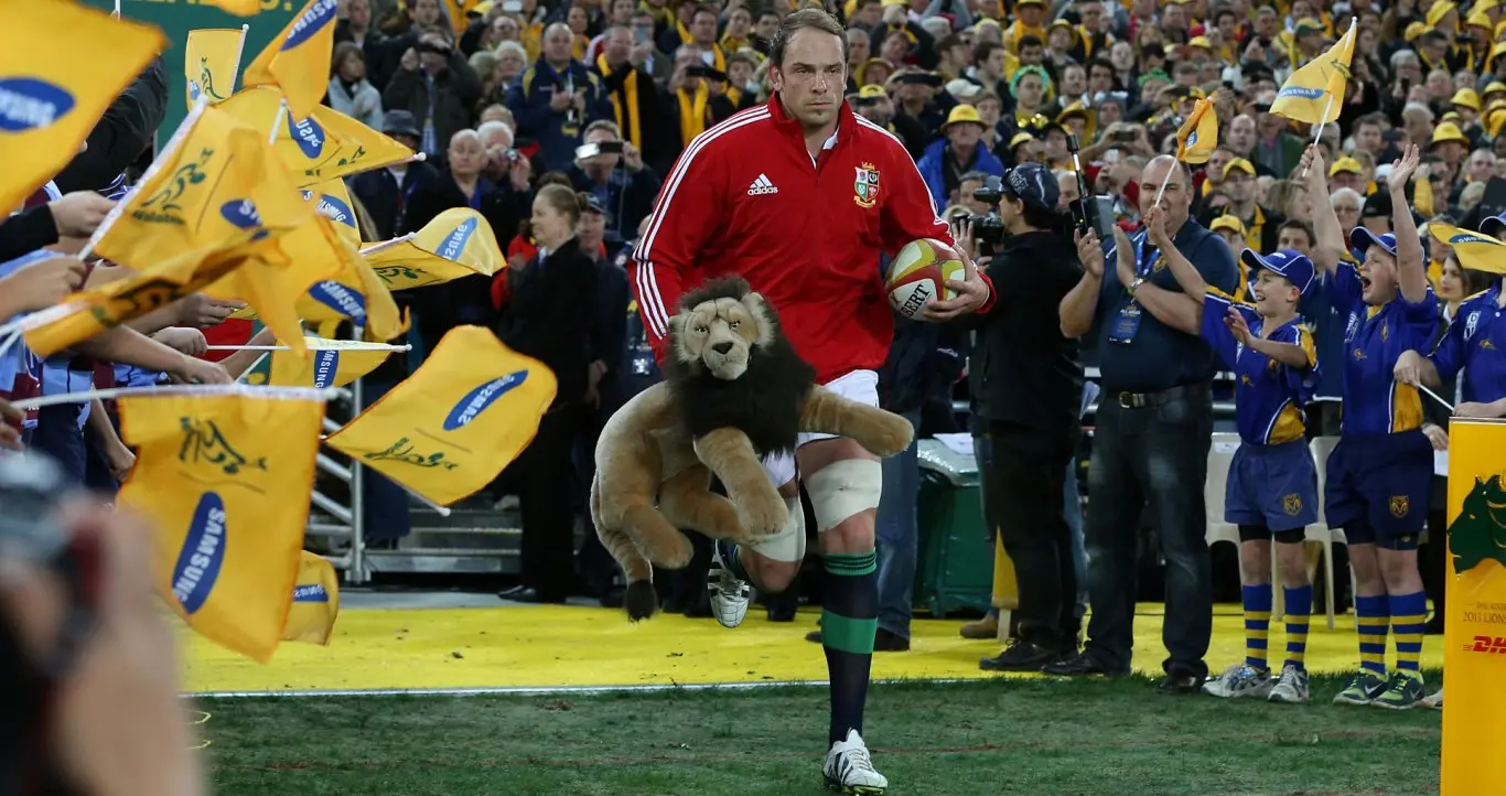 Jones relishing semi-final stage with Ospreys