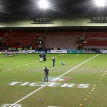 Meyer crosses over to Tigers