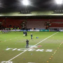 Meyer crosses over to Tigers