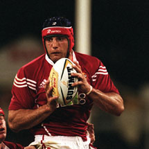 Grewcock suffers injury blow