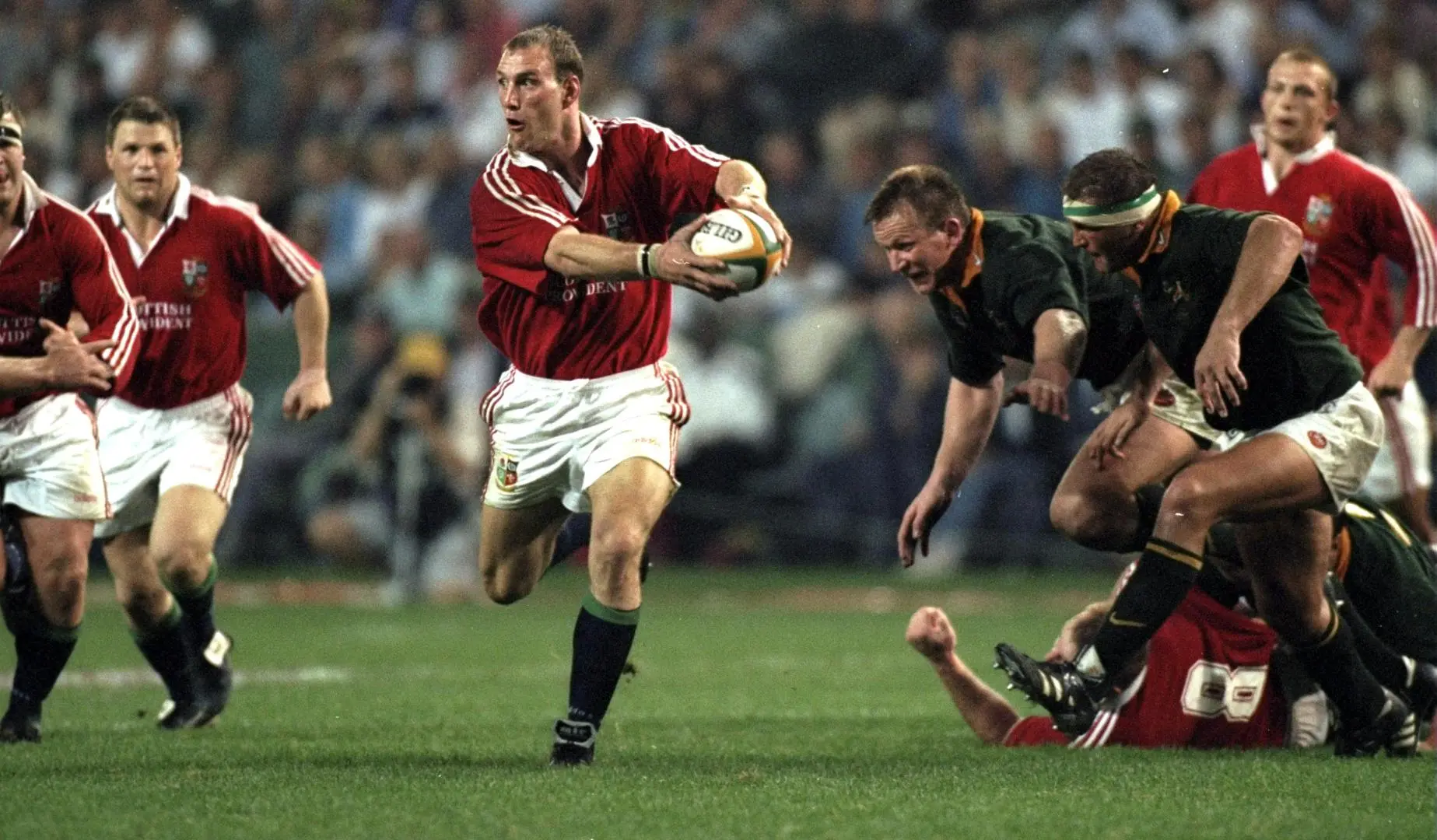 Dallaglio urges players not to look too far ahead