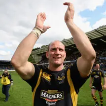 Dallaglio up for challenge