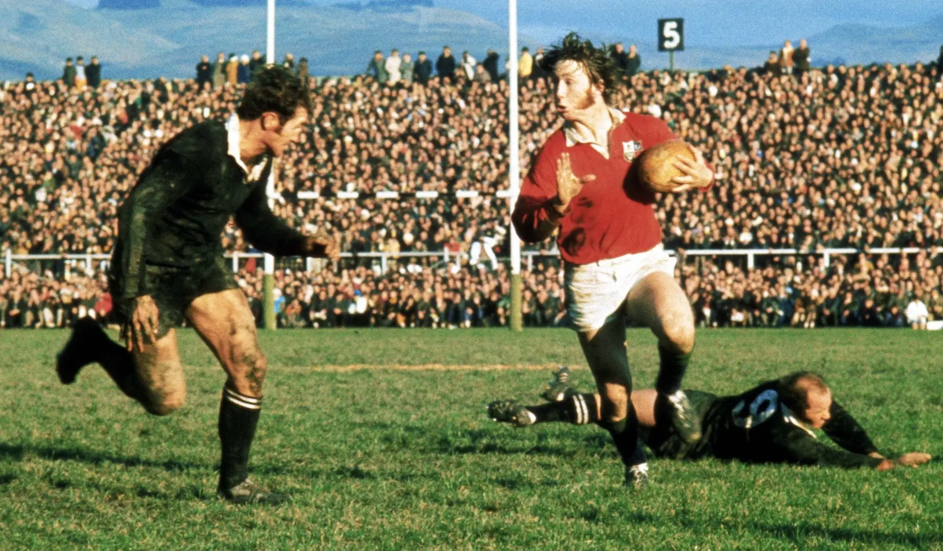 JPR Williams: Lions legend dies aged 74