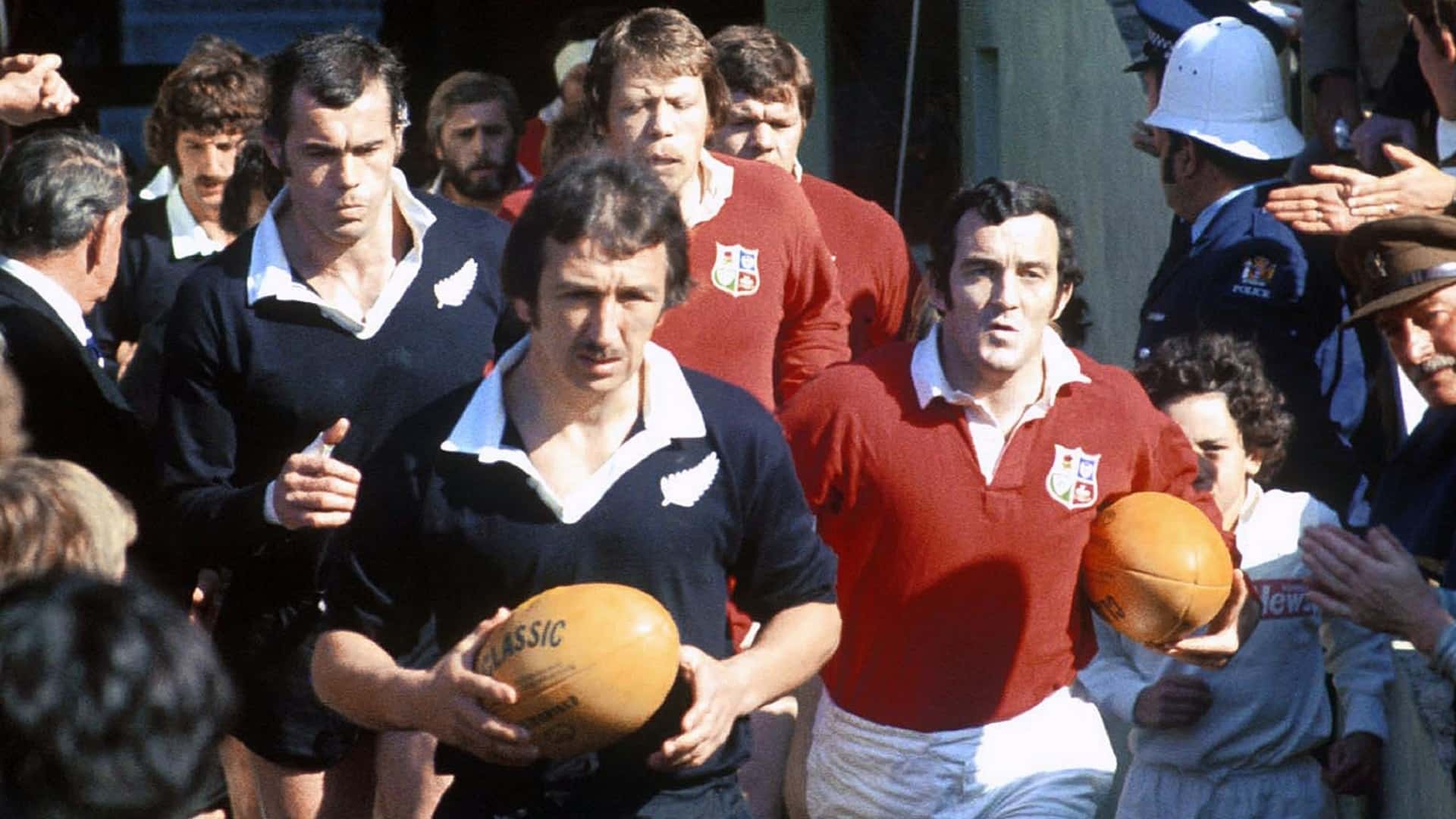 Tributes pour in for British & Irish Lions legend Phil Bennett