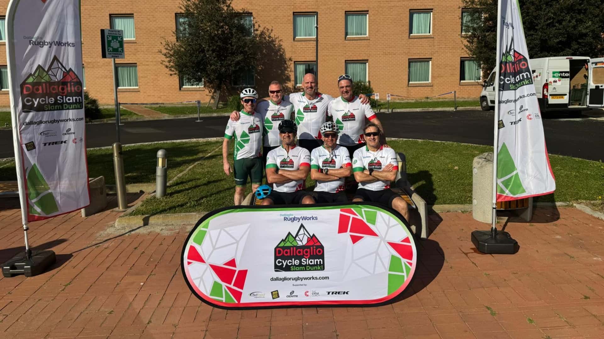 Lawrence Dallaglio embarks on final sponsored bike ride