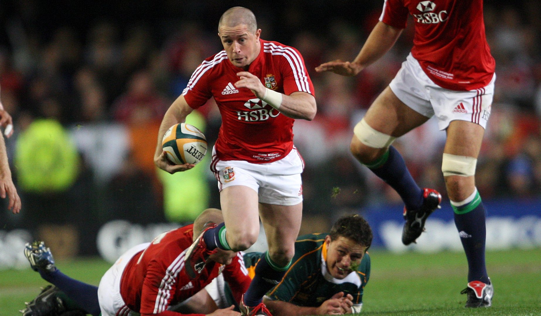 Shane Williams prepares to play again