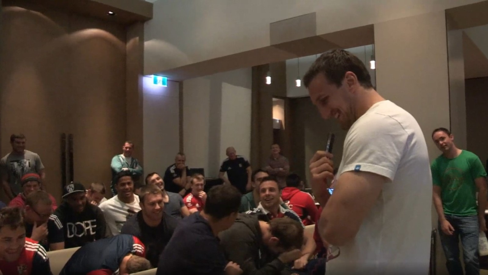 Watch: Warburton’s awkward phone call!