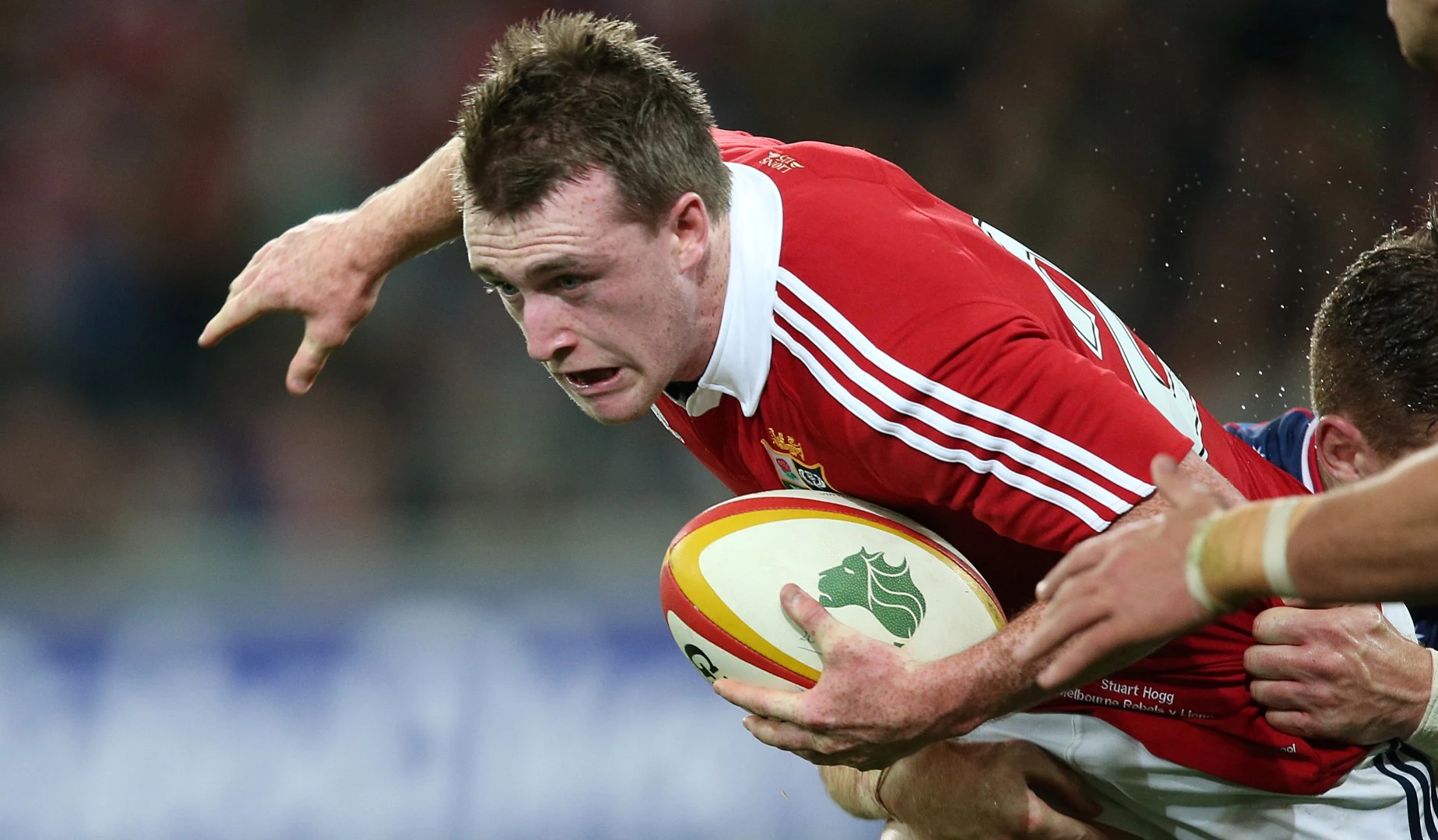 Hogg inks new deal to stay in Scotland