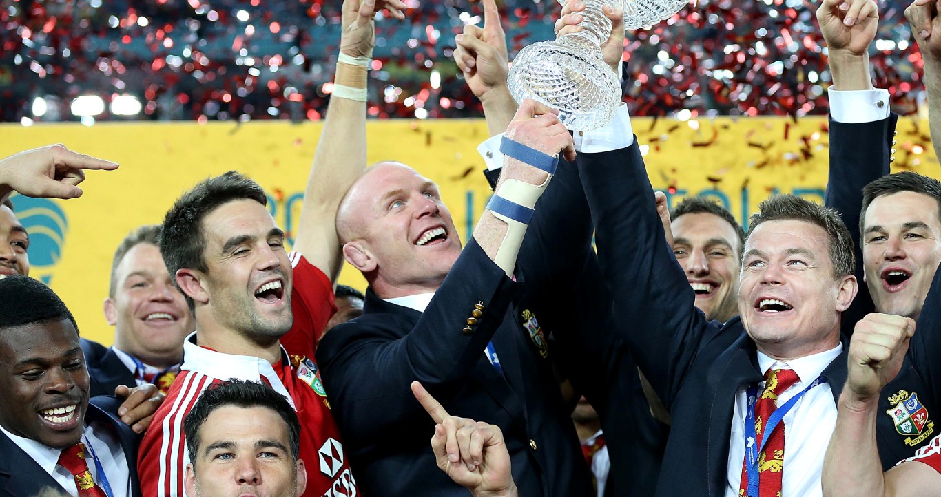 O'Driscoll suffers just 'a bang on the neck'