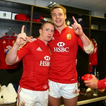 Bowe scoops top award