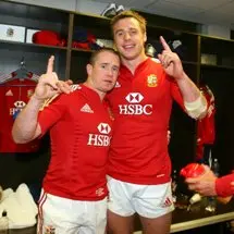 Bowe scoops top award