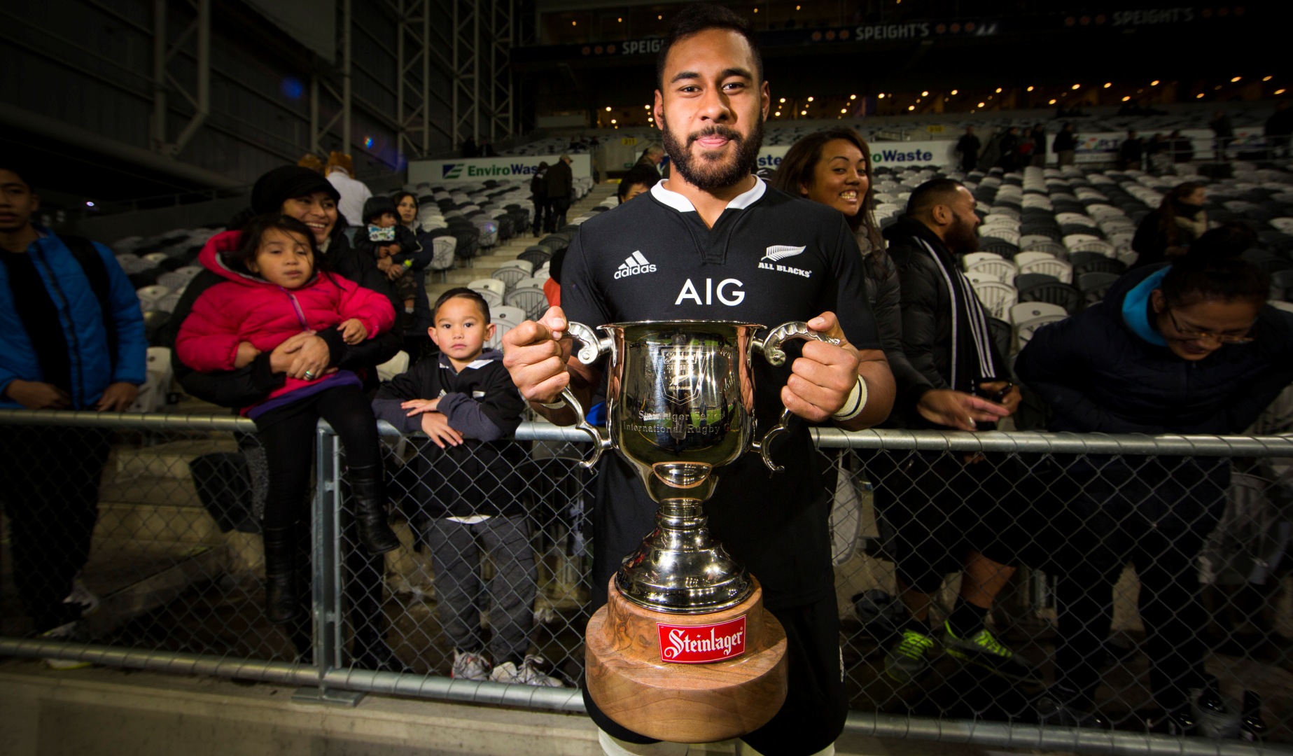 Tuipulotu signs new deal with the Blues