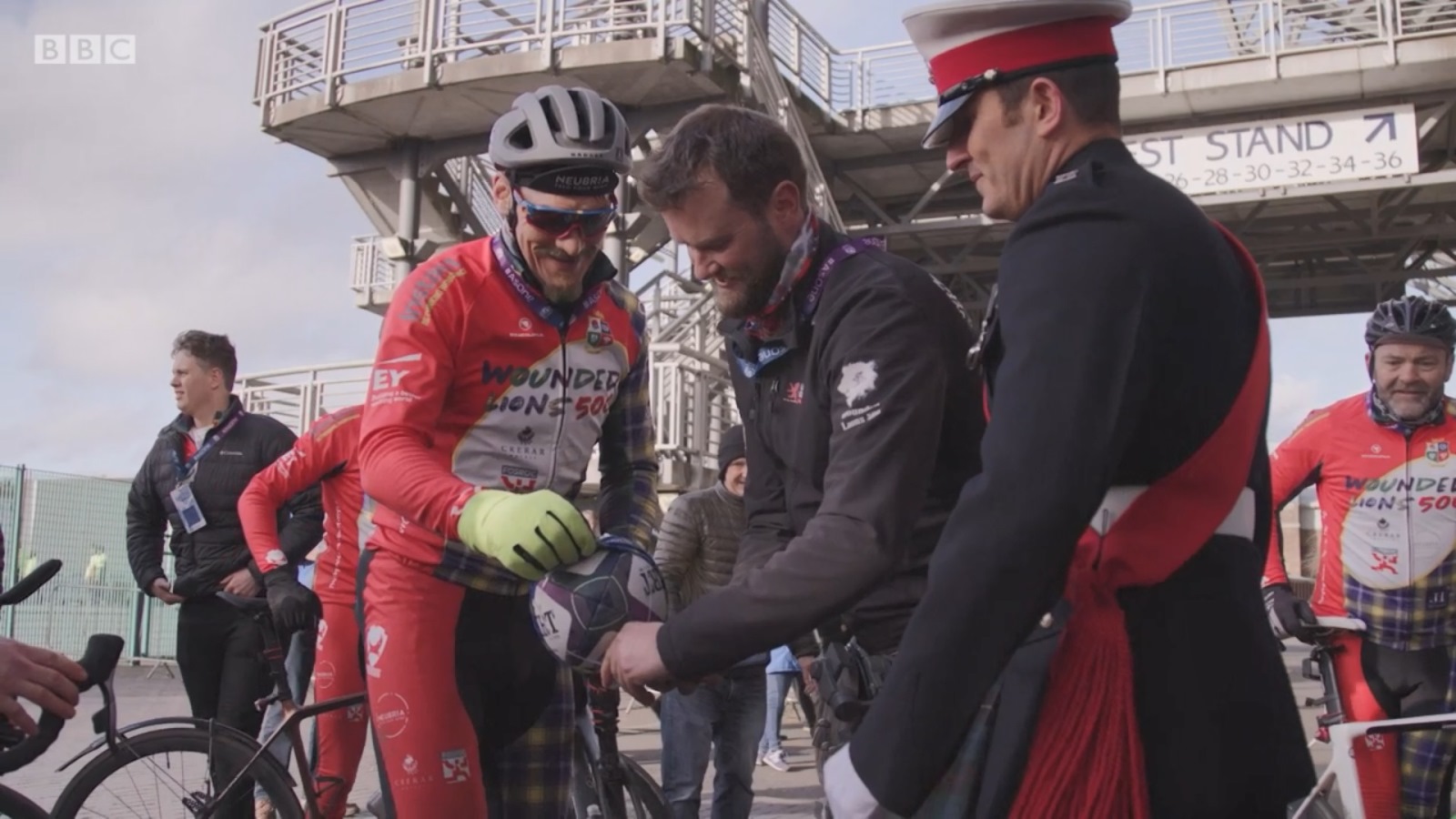 Wounded Lions complete London-Edinburgh charity ride for Weir and Smith