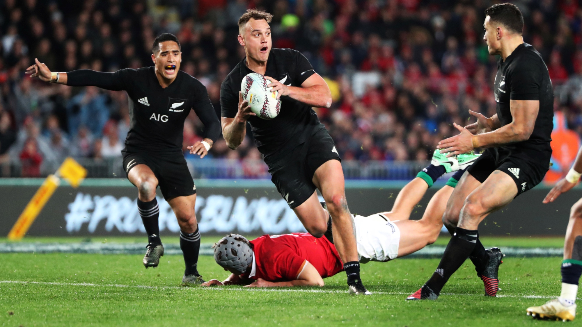 Hansen makes two changes for second Test against the Lions