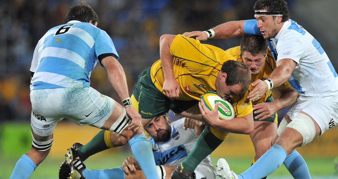 Wallaby duo sign on for more