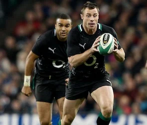 Bowe faces fitness race