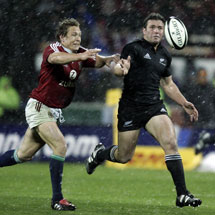 Lions' conqueror forced to retire