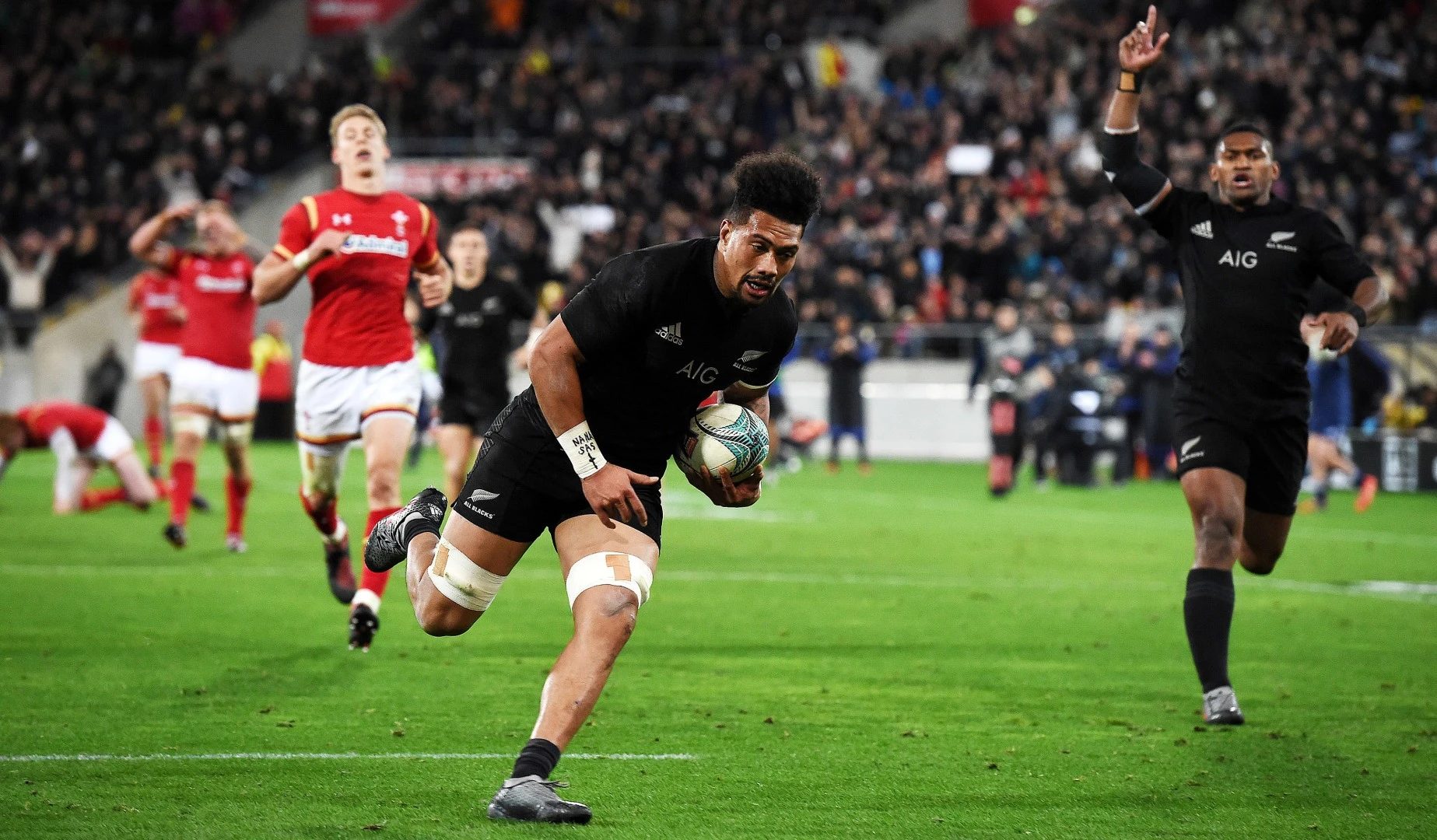 Savea brothers line up together in round four of the Rugby Championship