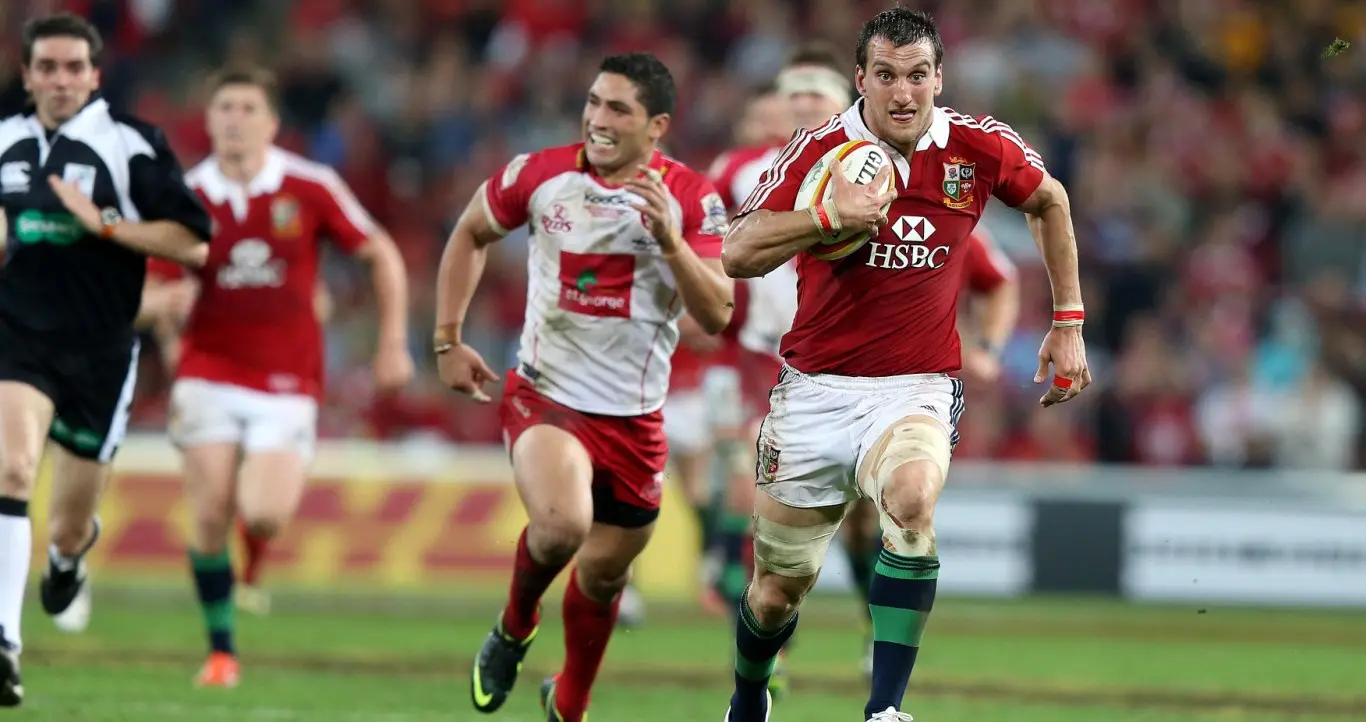 Warburton: World Cup momentum is with Wales