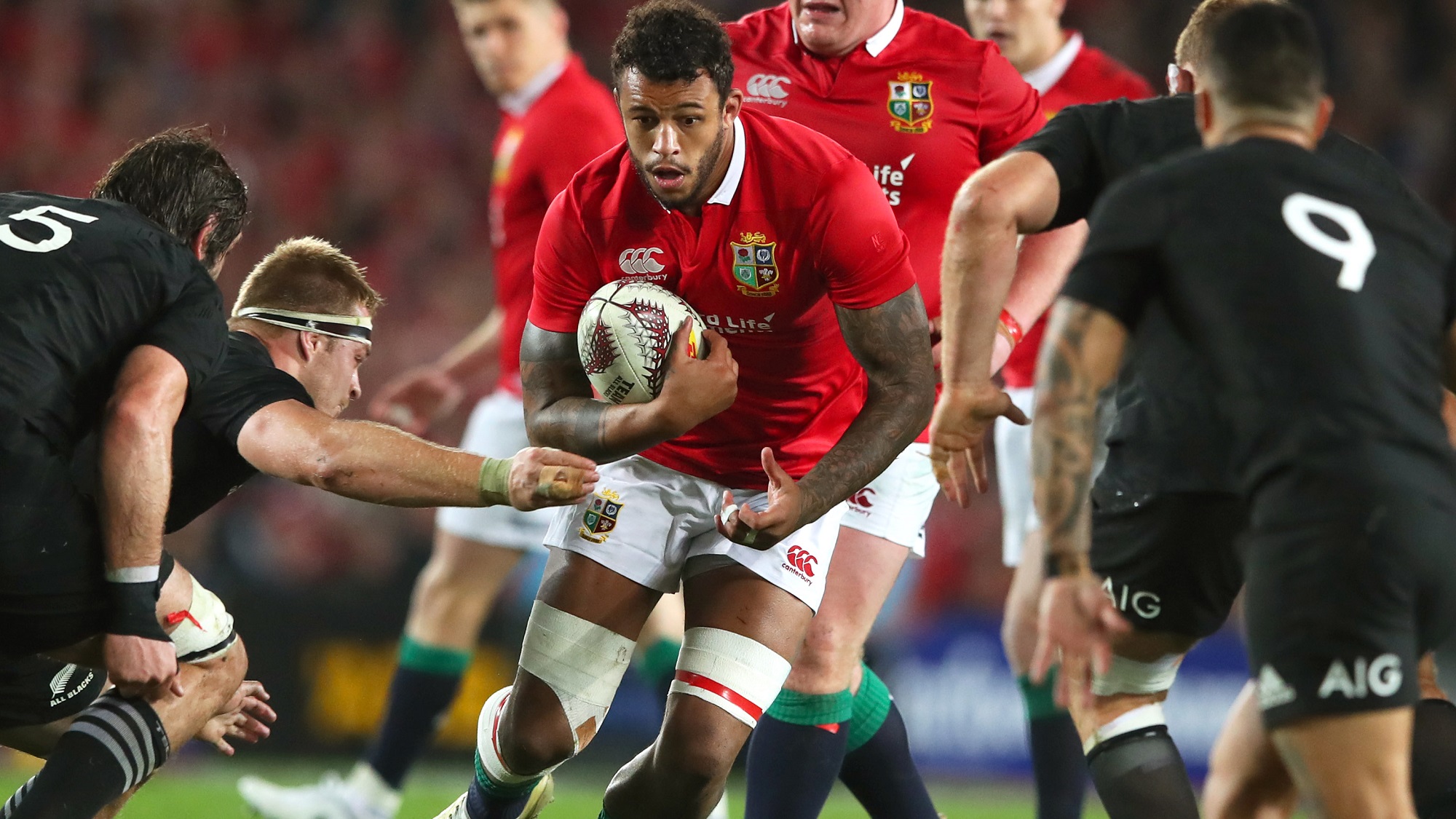 Lion Lawes gets England nod to start Le Crunch