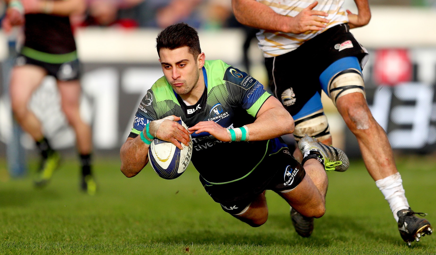 LionsWatch: Wide men working their magic in Europe