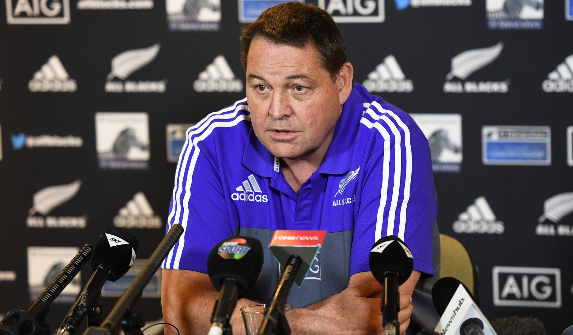 Hansen changes four as All Blacks eye history